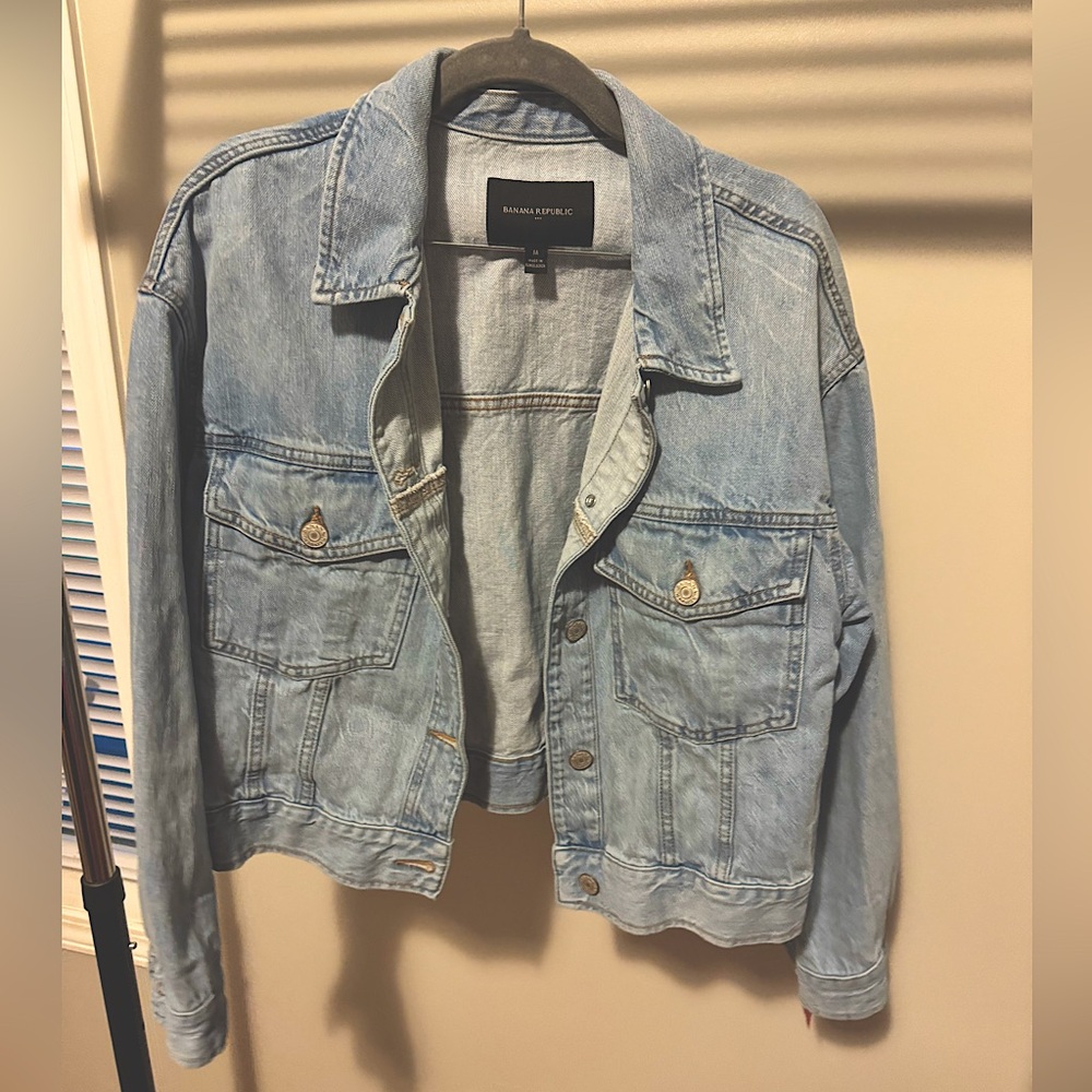 Banana Republic Blue Denim Jacket- M